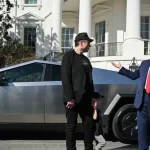 Tesla ha reportado una caída del 71% en sus beneficios durante el primer trimestre del año, un desplome que supera con creces las previsiones más pesimistas de los analistas.