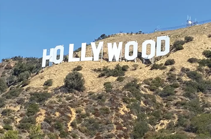 En una medida sin precedentes, el presidente de Estados Unidos, Donald Trump, ha declarado una nueva guerra comercial, esta vez dirigida a la industria cinematográfica, a través de su red social Truth Social, Trump anunció la imposición de un arancel del 100% a todas las películas producidas fuera del país.