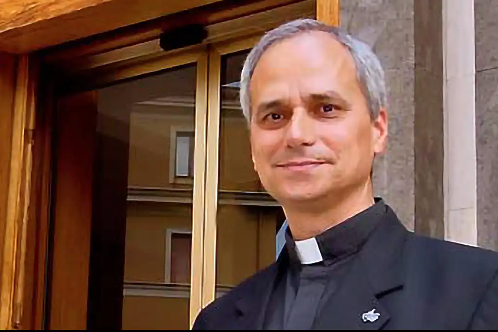 La reciente elección de Robert Francis Prevost como Papa León XIV ha causado gran interés no solo por su trayectoria religiosa, sino también por su profundo vínculo con el Perú, país donde desarrolló gran parte de su vida sacerdotal y adquirió la nacionalidad.
