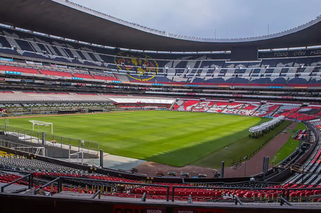 Fue a inicios de año cuando por un acuerdo con el banco de Carlos Hank González, el Estadio Azteca paso a llamarse "Estadio Banorte".