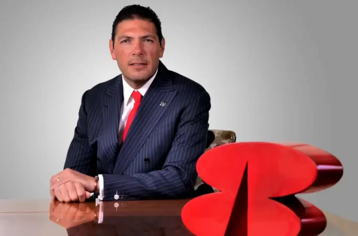 Carlos Hank González, presidente del Consejo de Administración de Grupo Financiero Banorte, es un ejemplo claro de cómo el liderazgo puede transformar una empresa y consolidarla en el mercado.