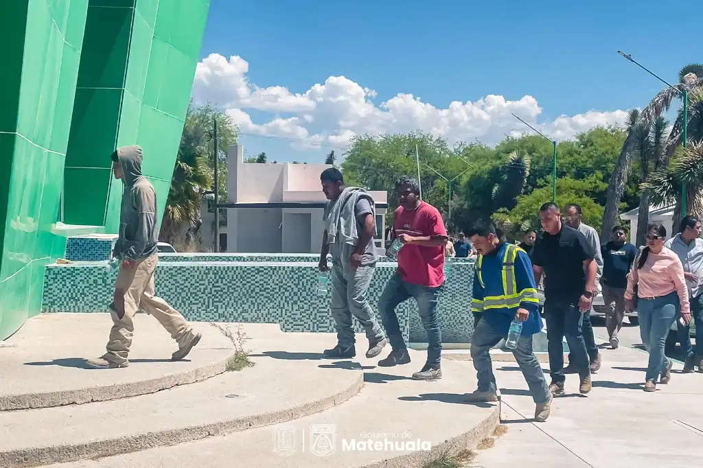Localizan con vida a siete electricistas desaparecidos en Matehuala