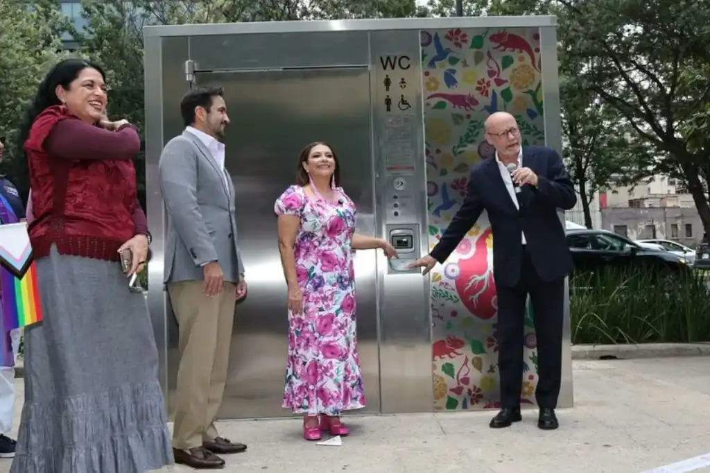 CDMX estrena baños públicos inteligentes: modernización urbana rumbo al Mundial
