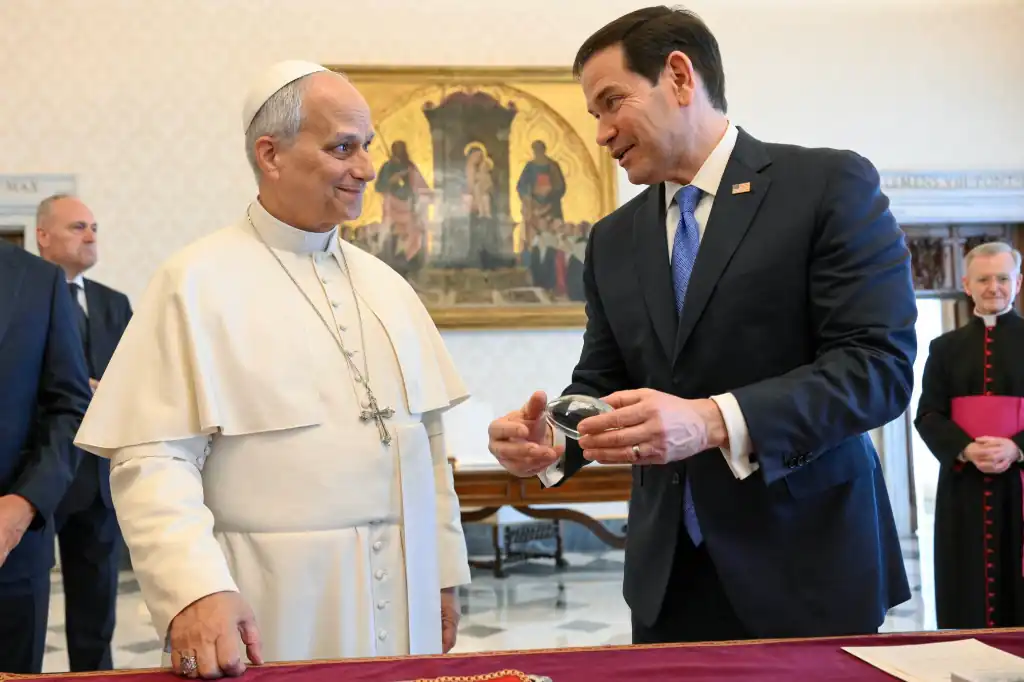 Papa León XIV recibe a Marco Rubio en medio de diferencias entre Trump y el Vaticano
