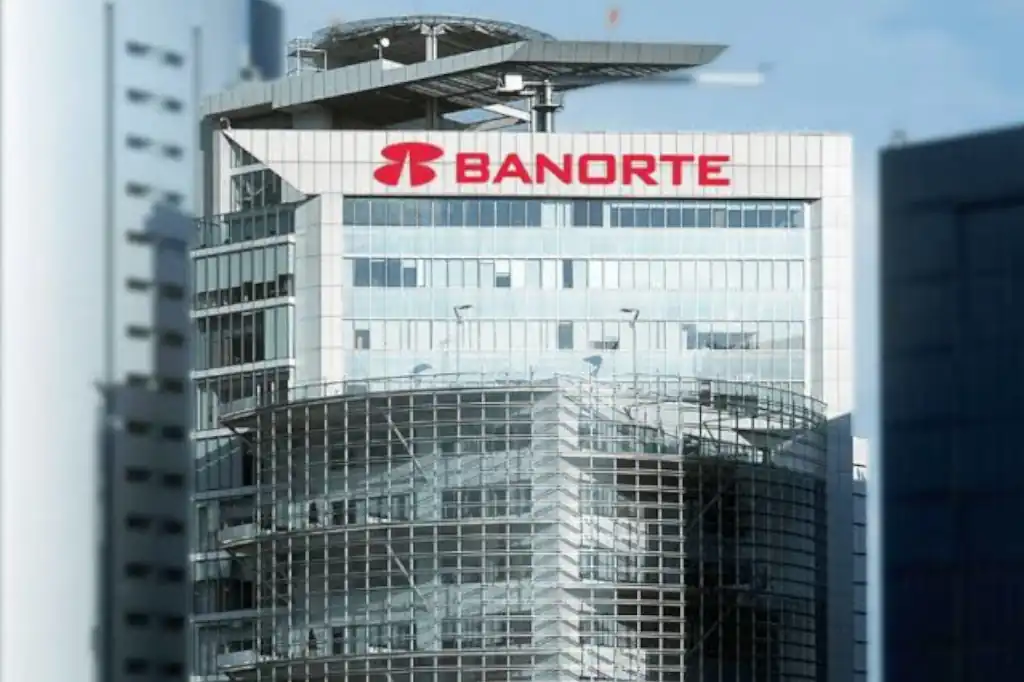 Banorte coloca 1,350 millones de dólares en notas perpetuas para fortalecer capital