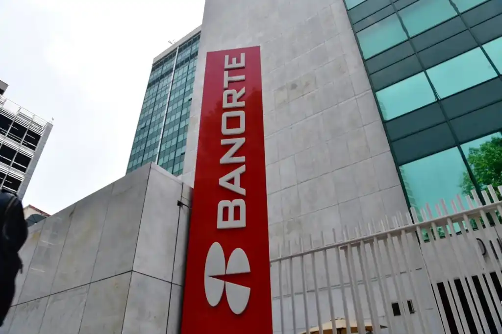 Banorte de Carlos Hank González supera previsiones y fortalece su crecimiento con más crédito