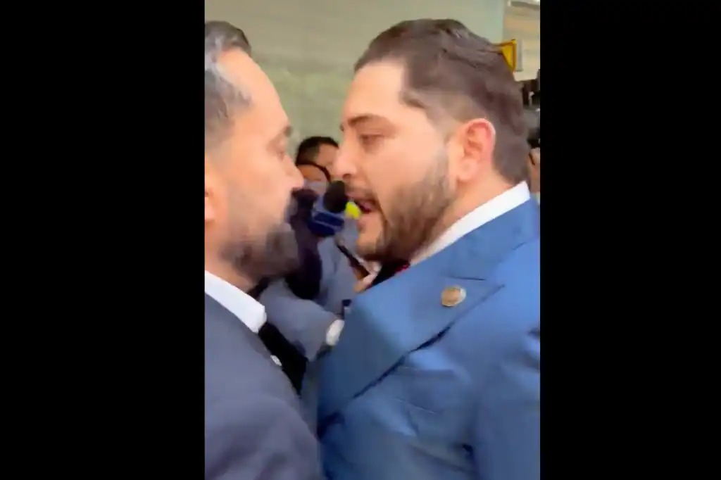 Carlos Gutiérrez y Arturo Ávila protagonizan altercado en el Senado